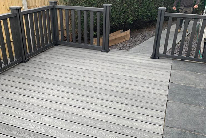 Composite Decking Handrail Kit in black