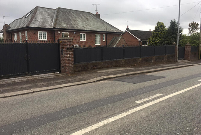 Anthracite grey woodgrain wrapped UPVC fencing