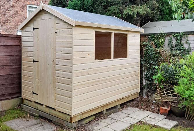 8ft x 6ft Norfolk shed untreated with a rubber roof
