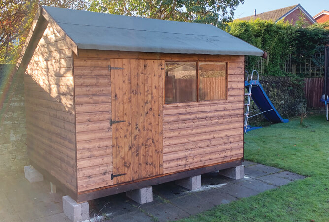 10ft x 8ft Pytchley garden shed with an offset roof
