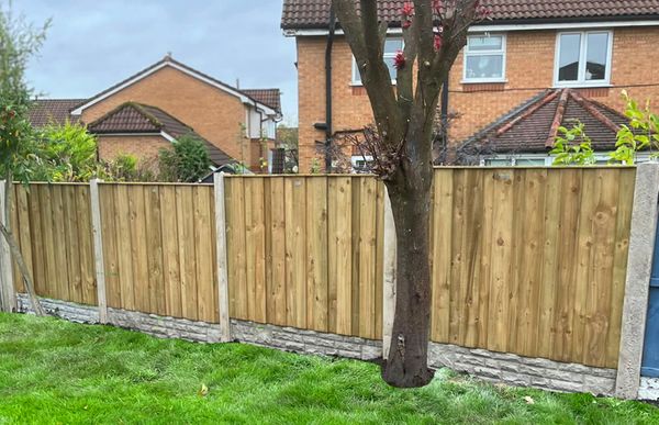 Turret Fence Panel (Pressure Treated)